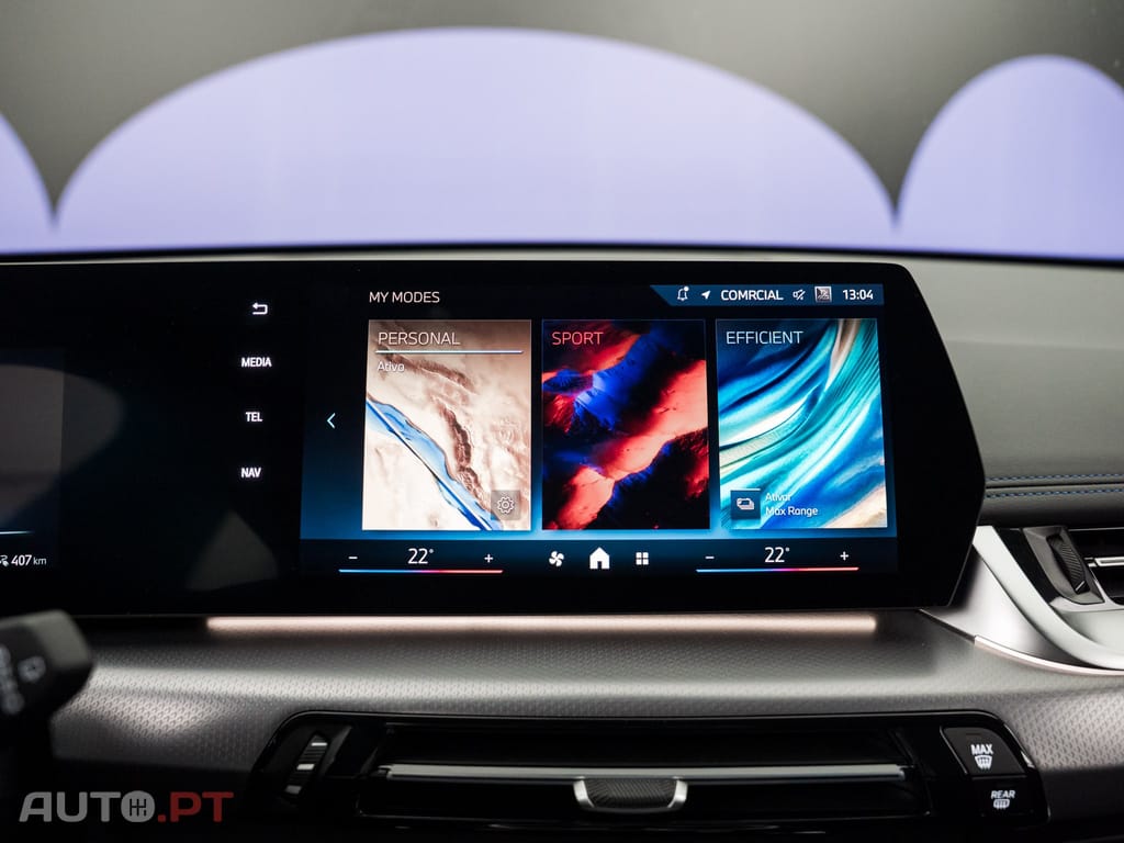 BMW iX1 eDrive20 Pack Desportivo M Pro