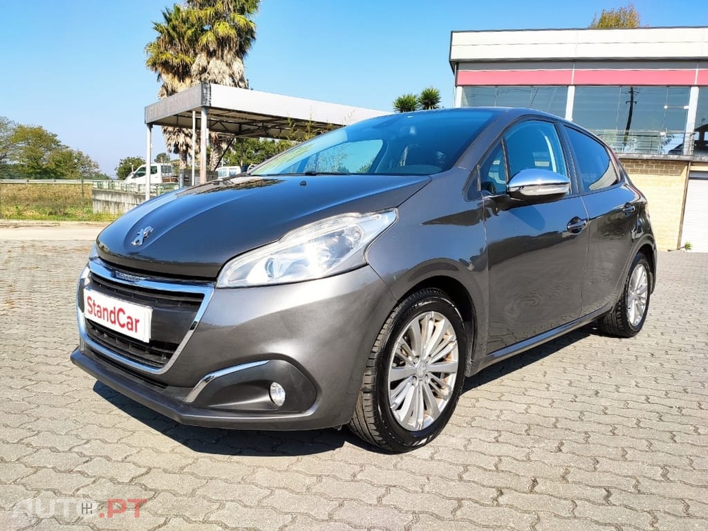 Peugeot 208 1.6 BlueHDi Style