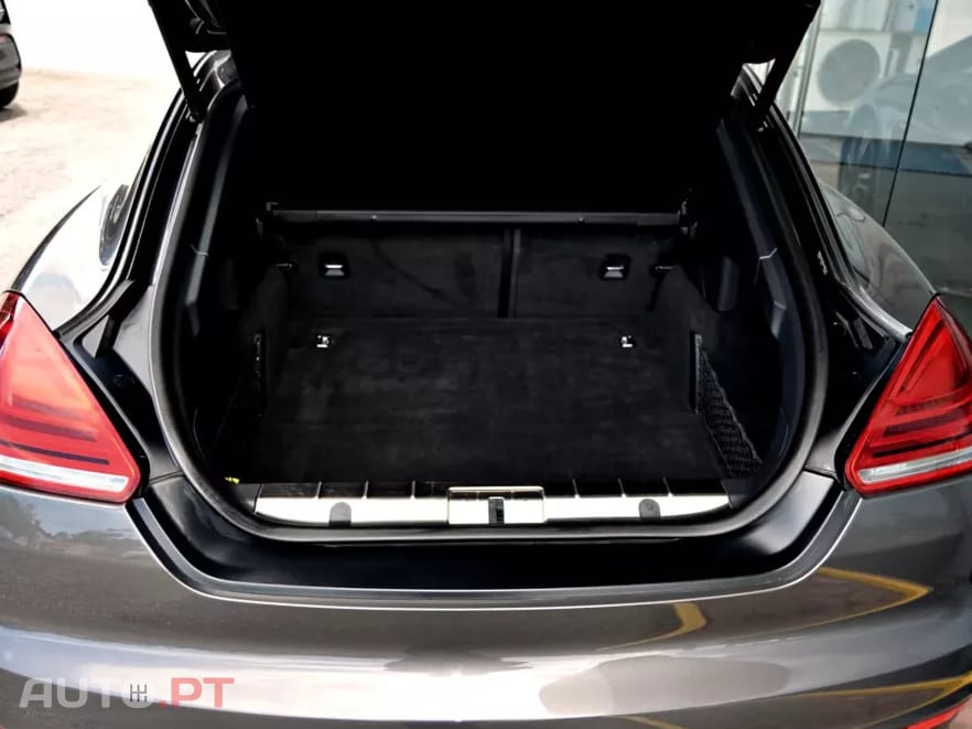 Porsche Panamera Platinum Edition