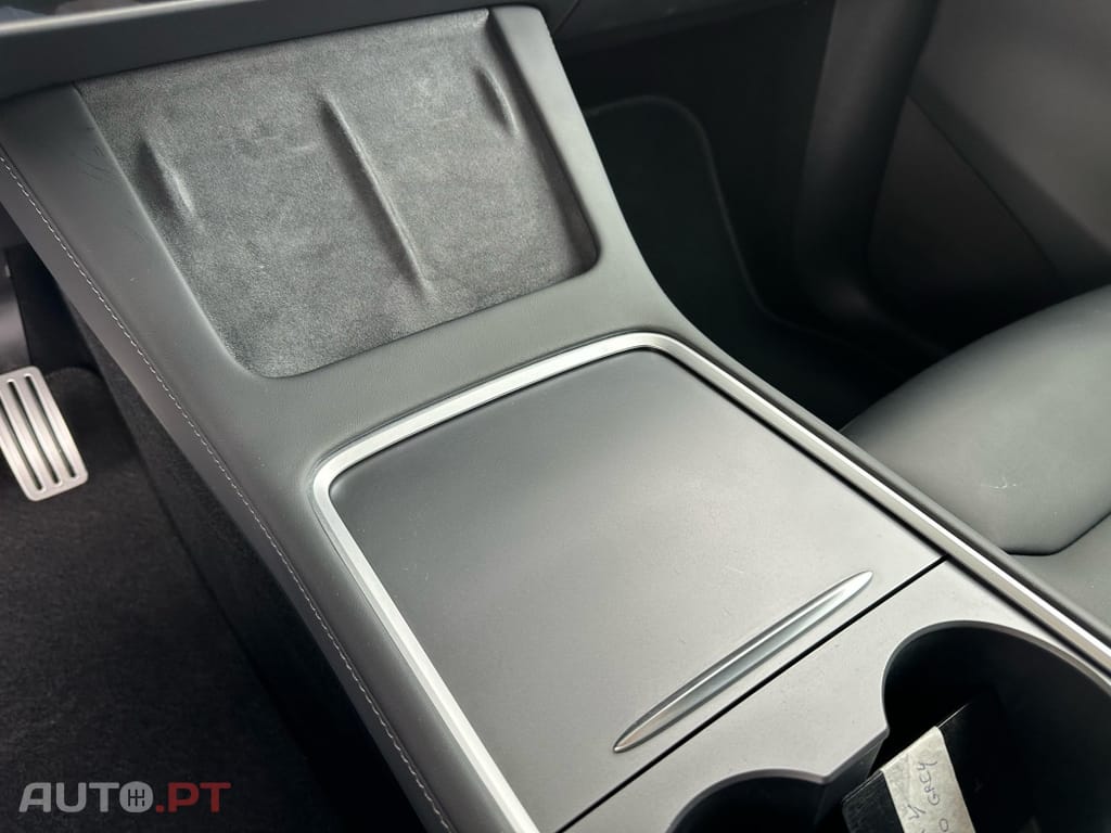Tesla Model Y Performance Tração Integral