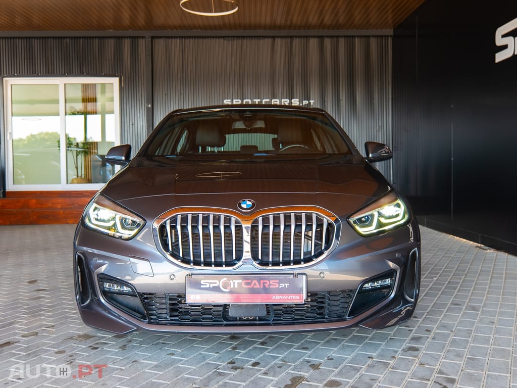 BMW 116 d Pack Desportivo M