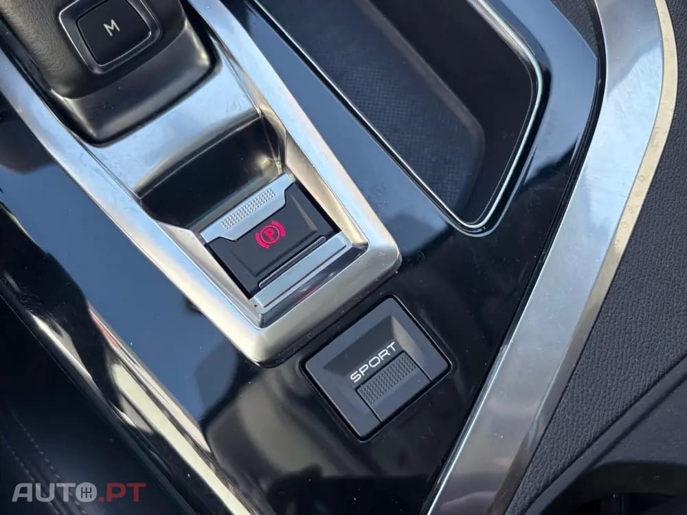 Peugeot 3008 1.2 PureTech Allure EAT8