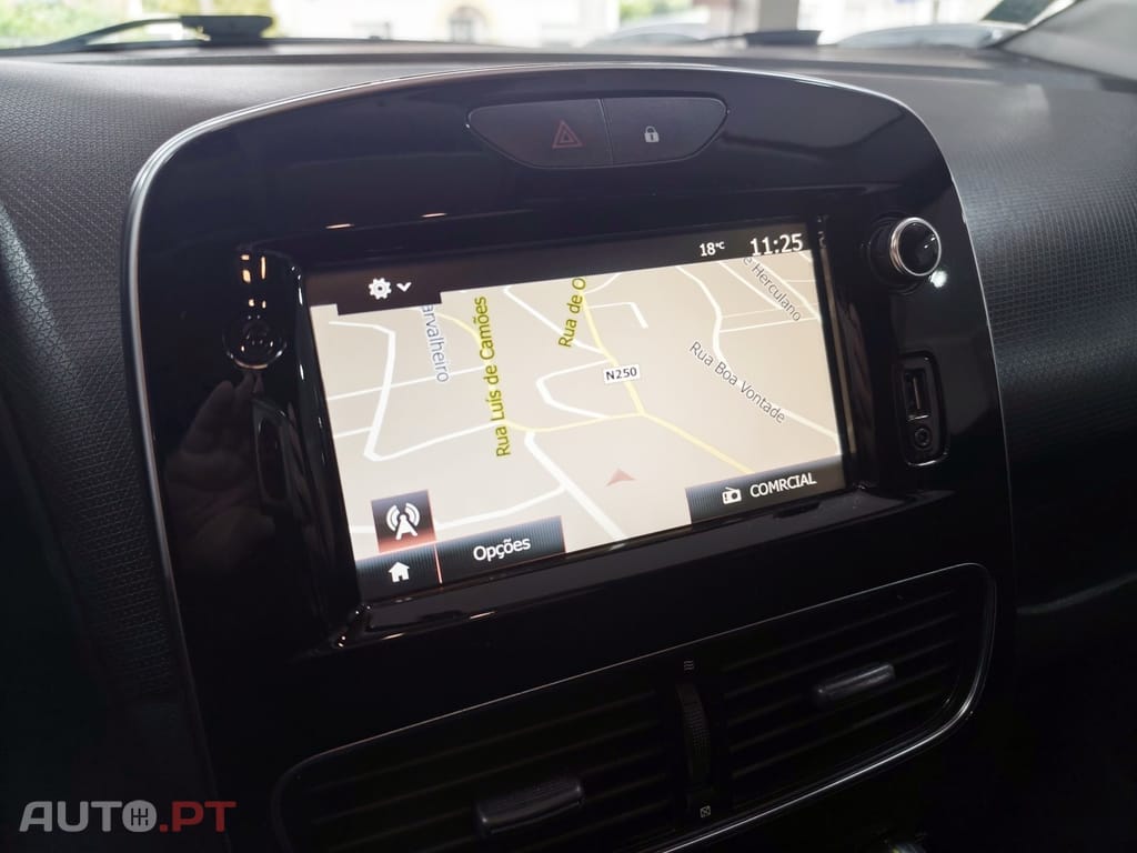 Renault Clio 0.9 TCe Limited Bi-Fuel