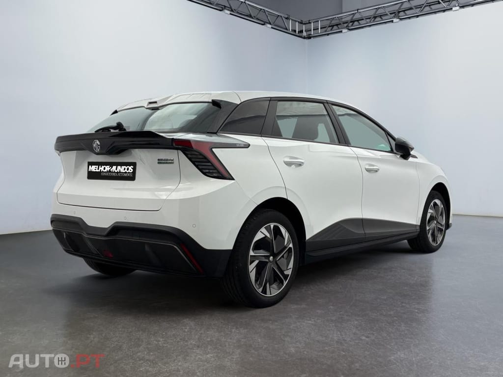 MG MG4 51 kWh Standard