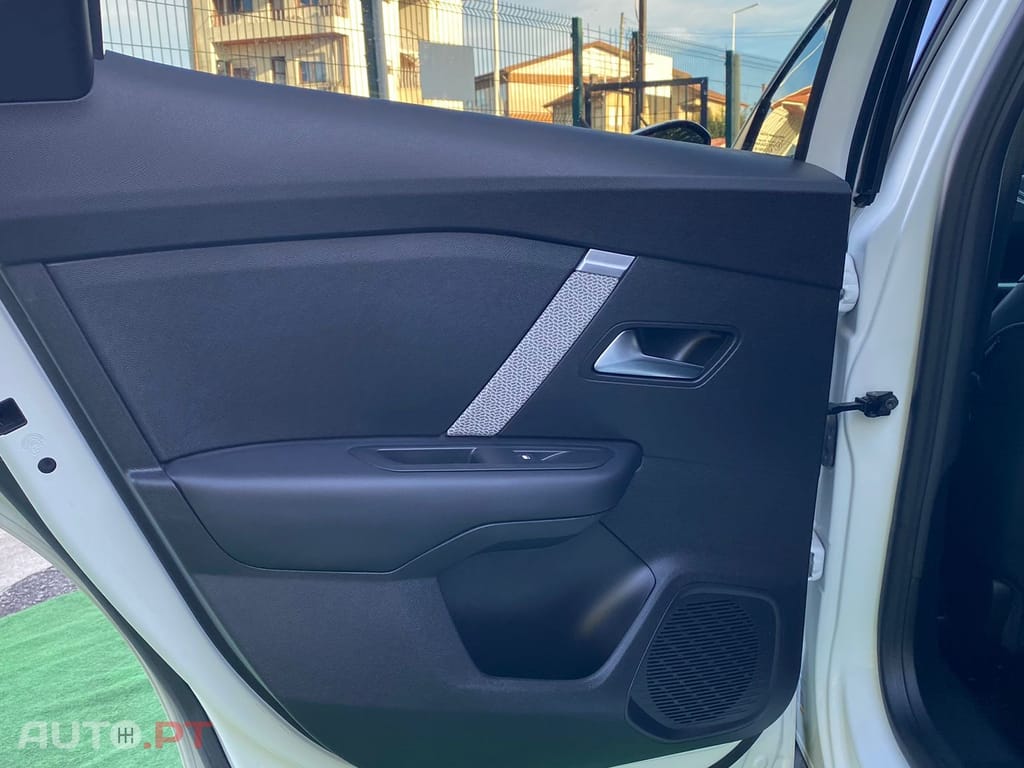 Citroen C4 X Shine Pack