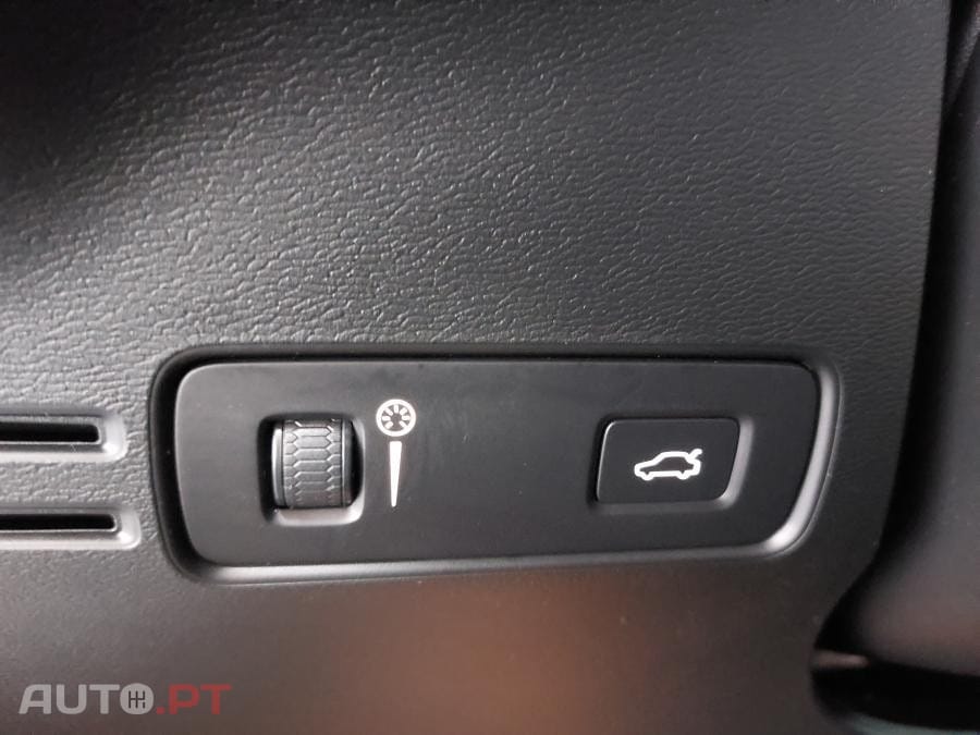 Volvo XC40 2.0 D3 Momentum