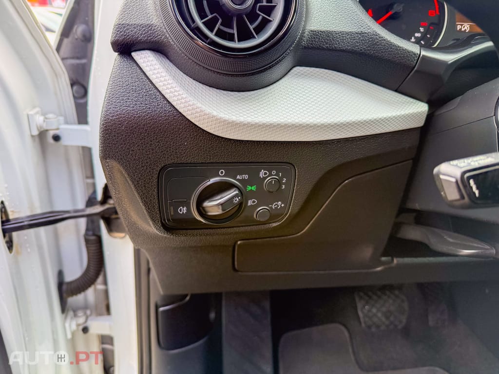 Audi Q2 30 TDI S tronic