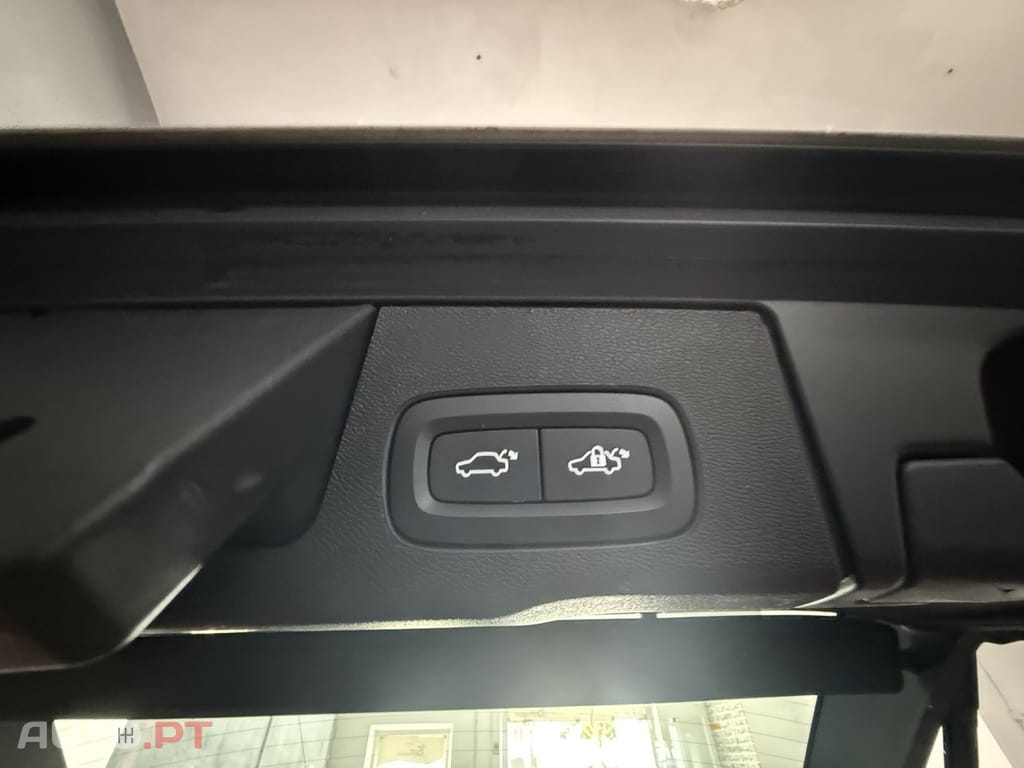 Volvo XC60 2.0 B4 Core
