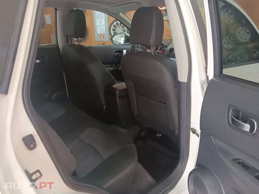Nissan Qashqai 1.5 dCi Tekna Sport 17