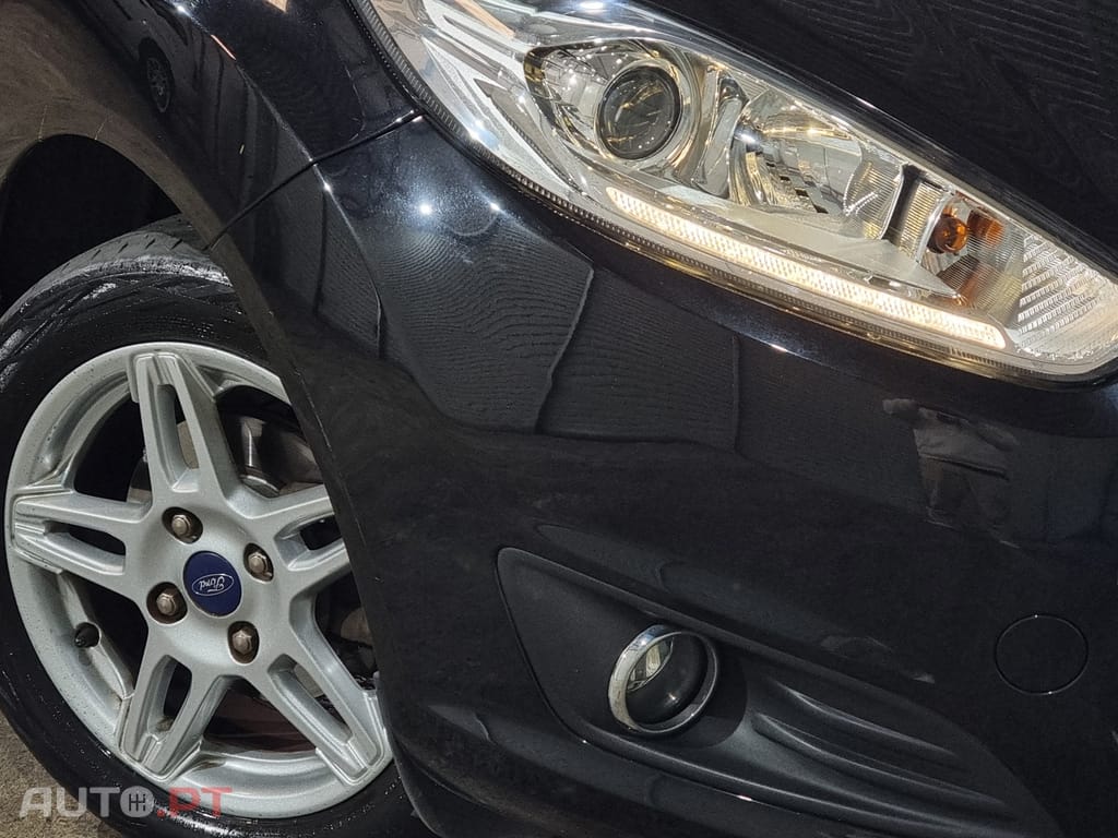 Ford Fiesta 1.0 T EcoBoost Titanium