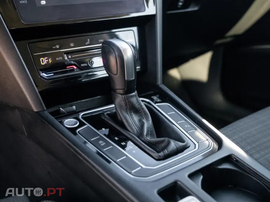 Volkswagen Passat Variant 2.0 TDI Elegance DSG