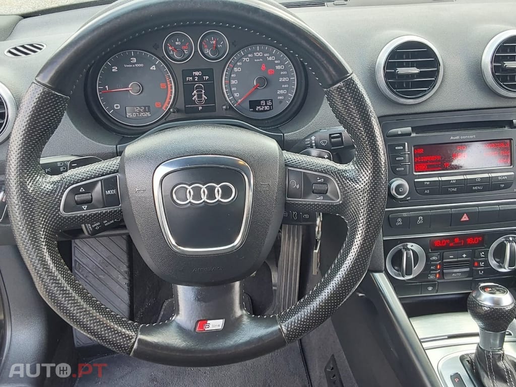 Audi A3 Sportback 2.0 TDI DPF S tronic S line Sport Pack