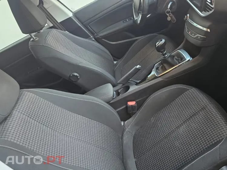 Peugeot 308 1.5 BlueHDi Style