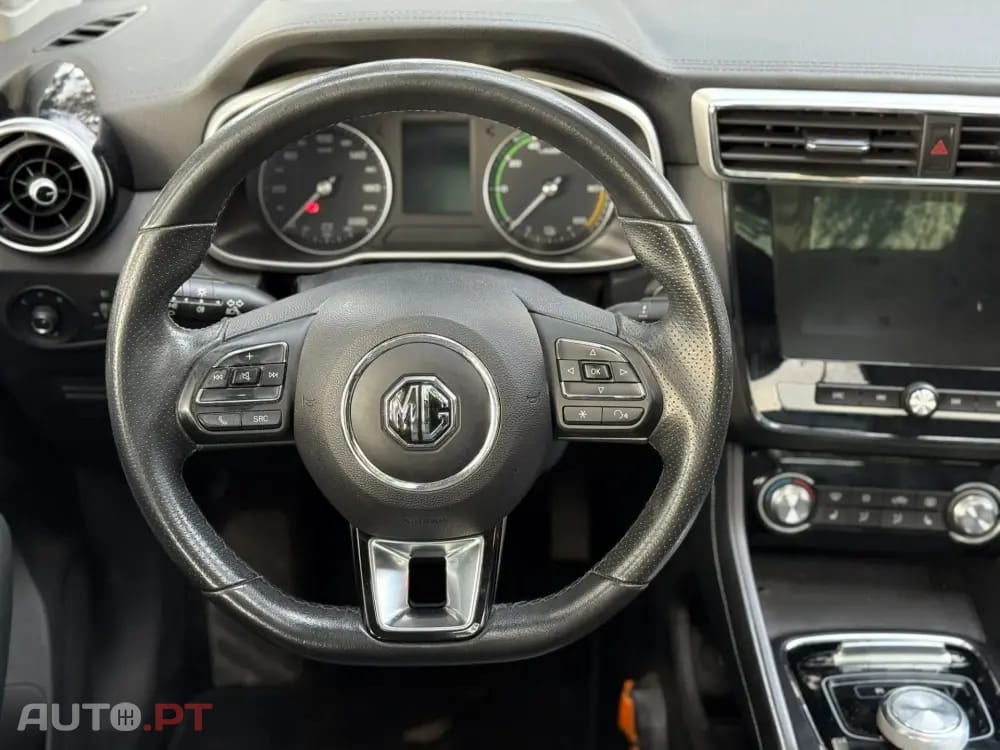 MG ZS Outro