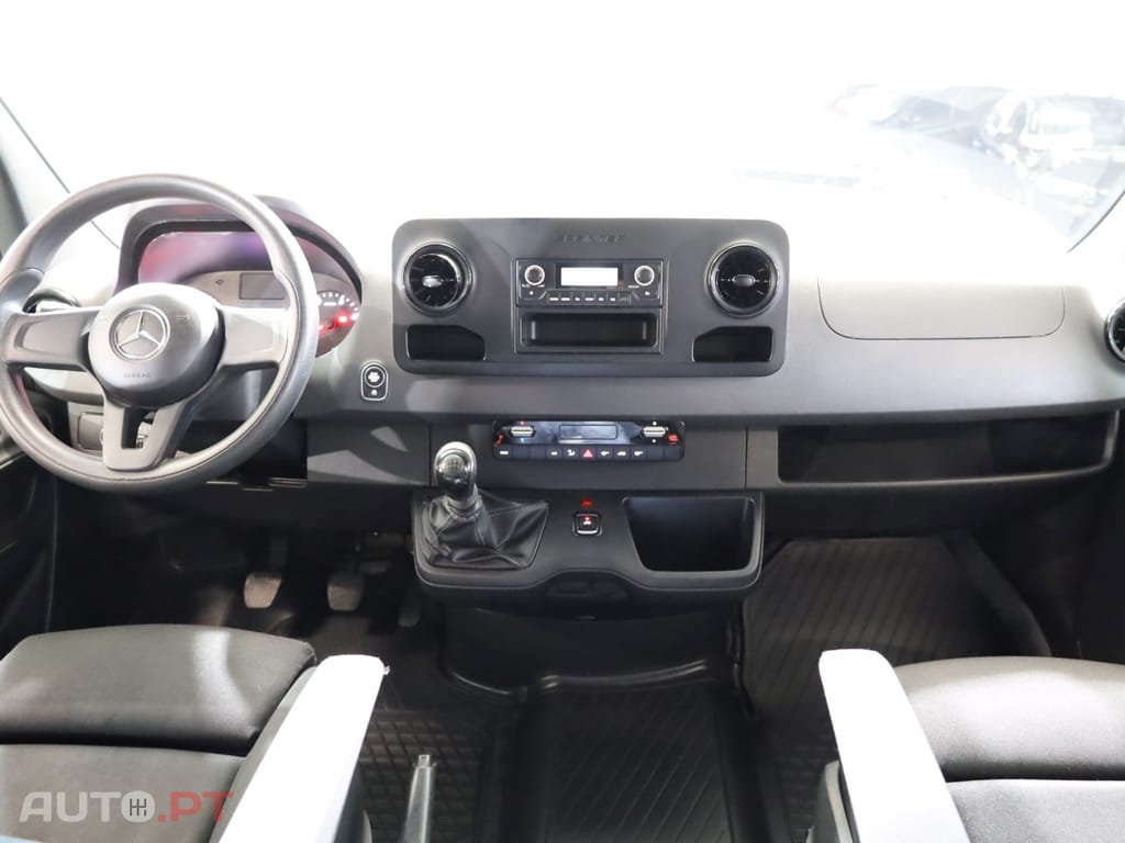 Mercedes-Benz Sprinter 315 CDI/43 Luxo (2+2+2+3)