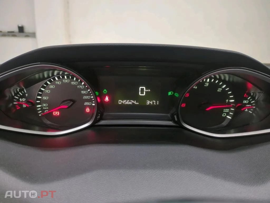 Peugeot 308 1.5 BlueHDi Style