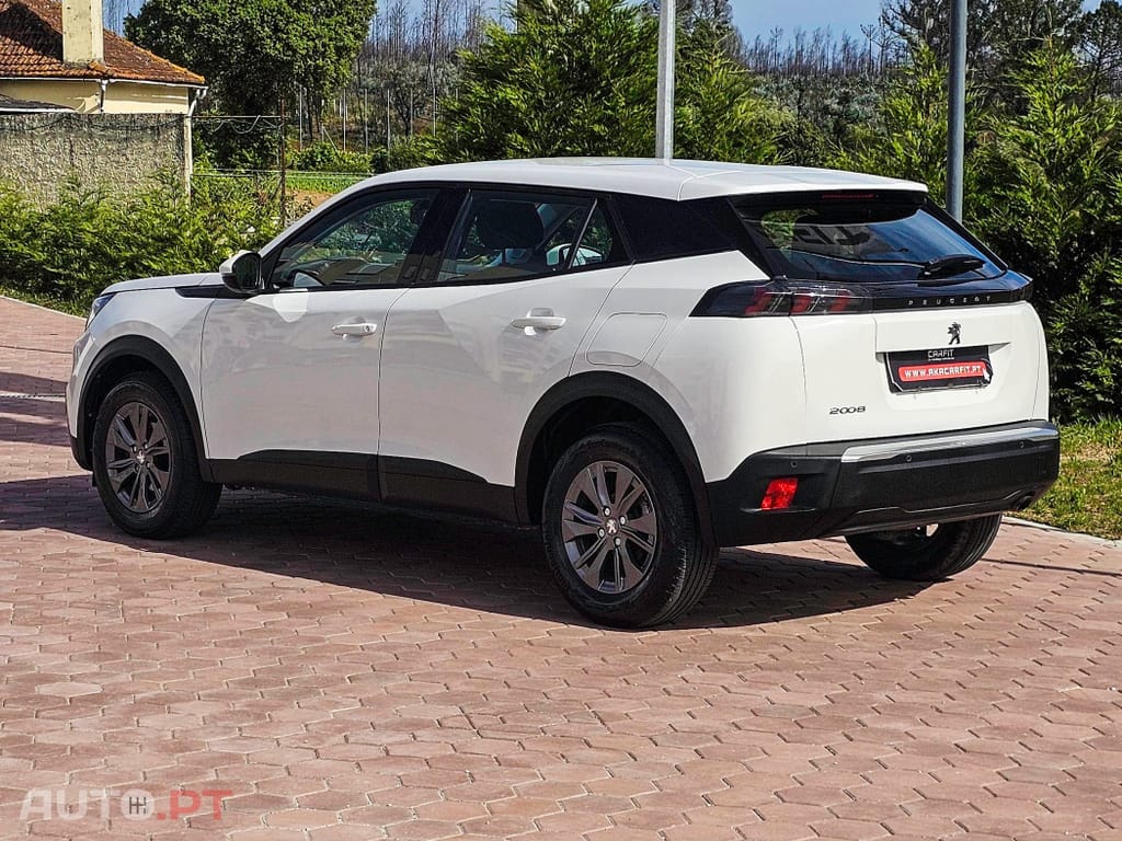 Peugeot 2008 1.2 PureTech Active Pack