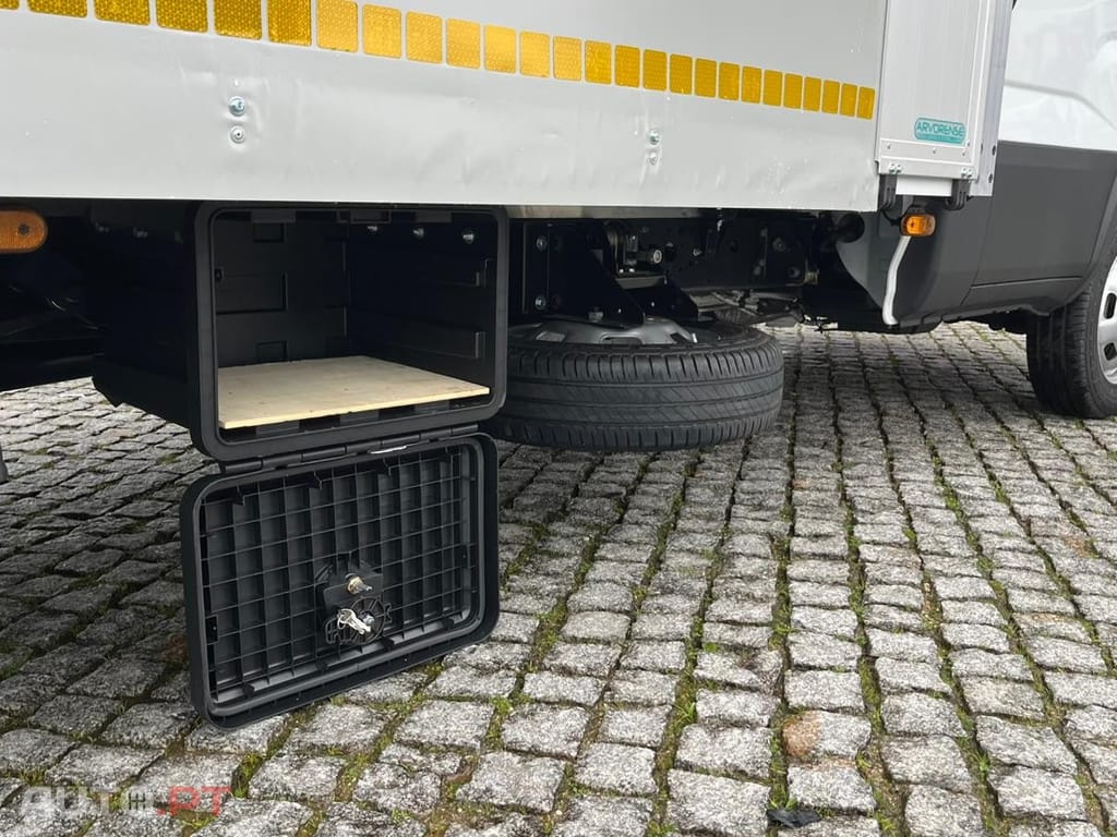 Iveco Daily PLATAFORMA 1000 KG