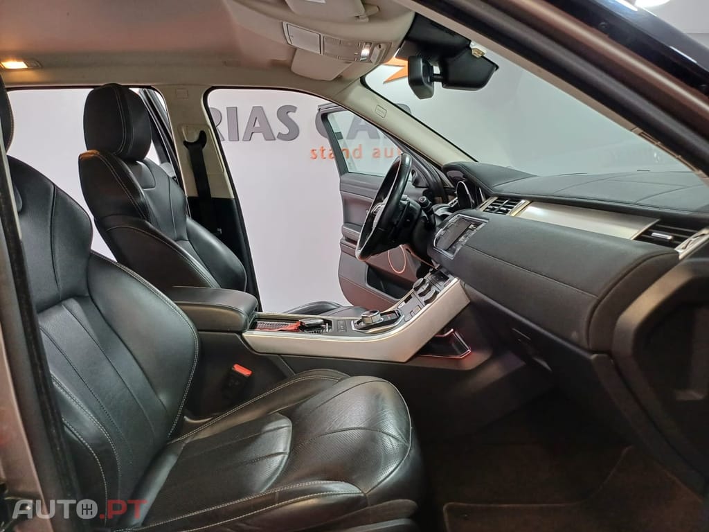 Land Rover Evoque 2.0 P250 AWD R-Dynamic HSE Auto