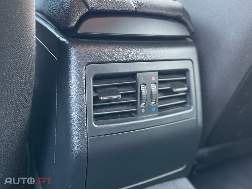 BMW 318 d Touring Navigation