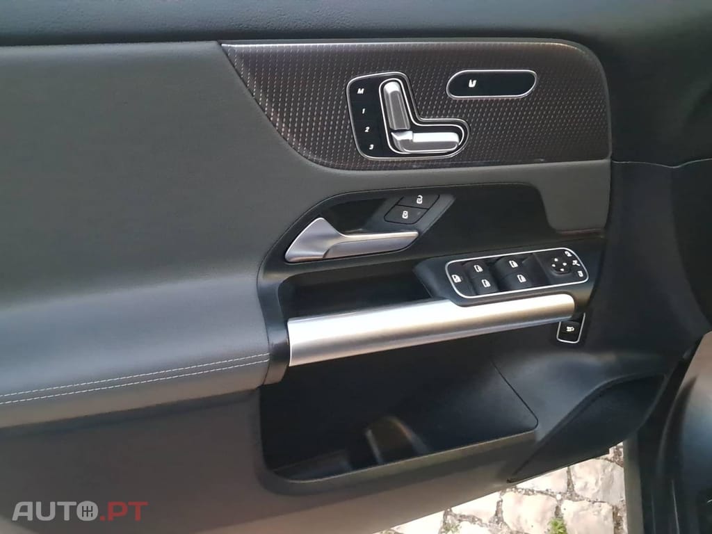 Mercedes-Benz EQA 250+ Premium