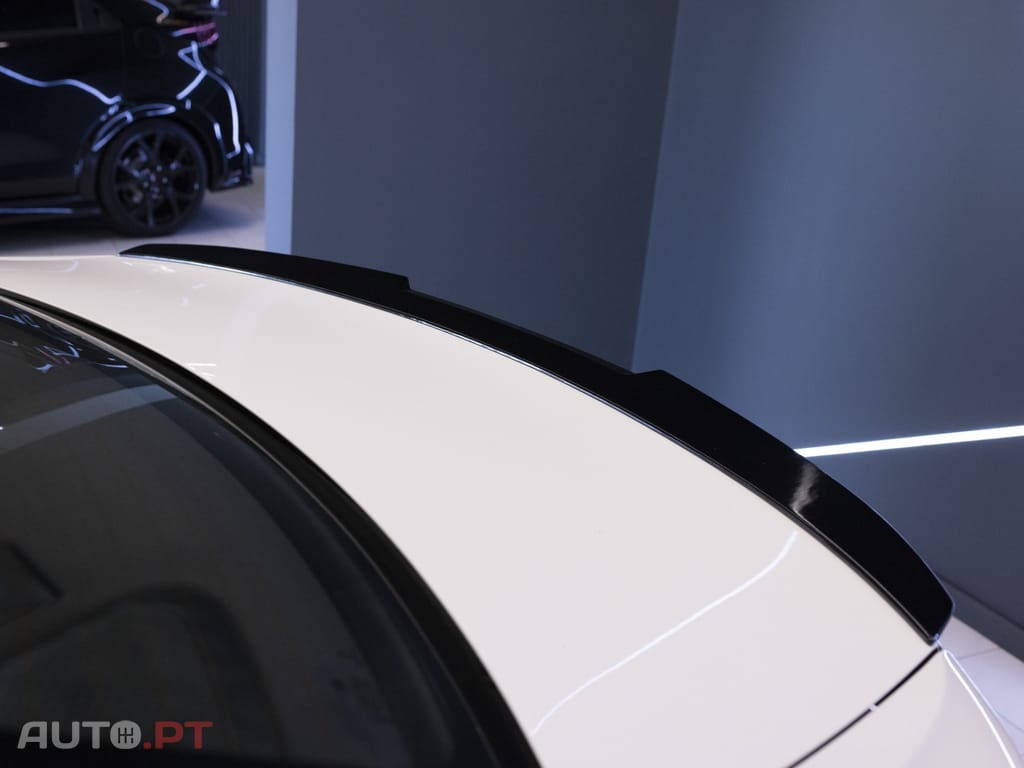 BMW 218 i Coupe Pack M