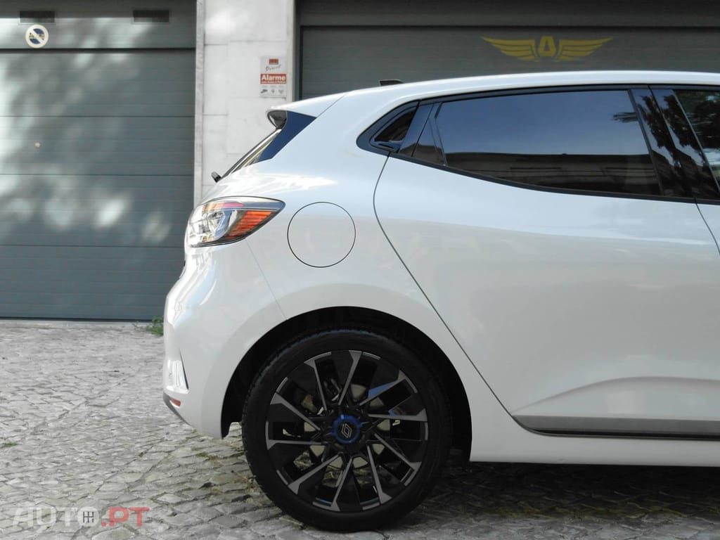 Renault Clio 1.6 E-Tech Full Hybrid Esprit Alpine
