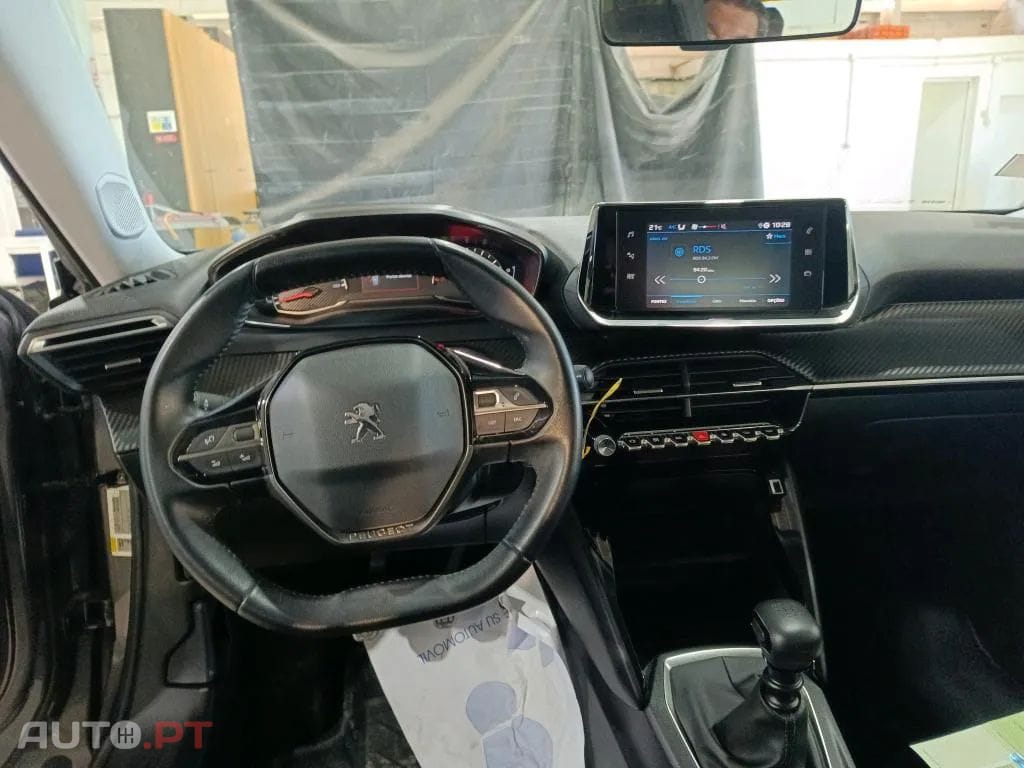 Peugeot 2008 1.2 PureTech Active