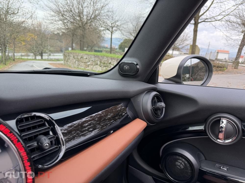 MINI Cabrio John Cooper Works Premium P. JCW Plus