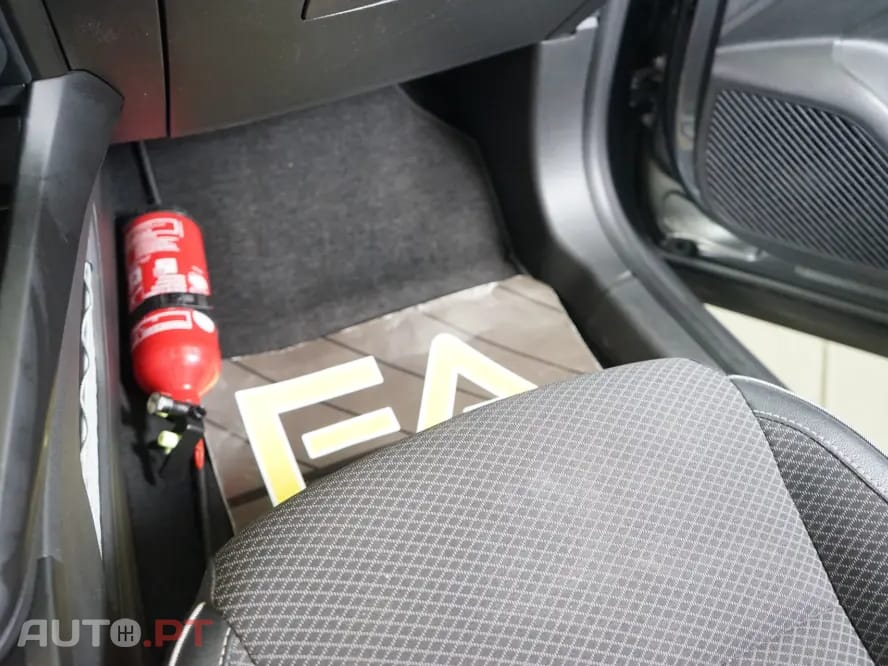 Renault Arkana 1.6 E-Tech Intens