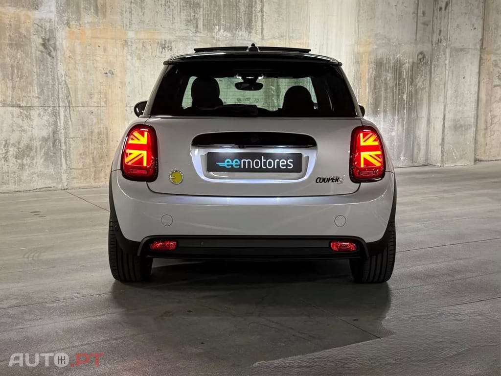 MINI Cooper Cooper SE Yours