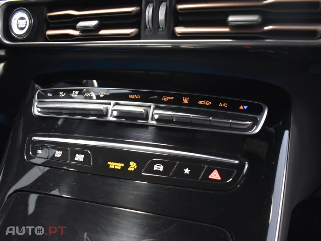 Mercedes-Benz EQC 400 4Matic AMG-Line SOH 94,6% I.V.A DEDUTIVEL