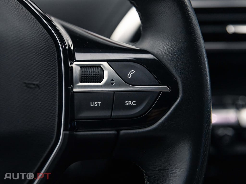 Peugeot 3008 1.2 PureTech Allure