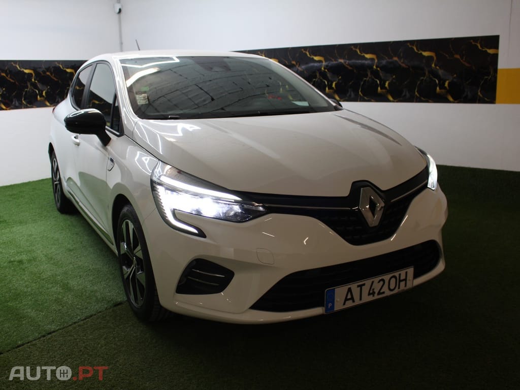Renault Clio 1.0 TCe Limited Bi-Fuel