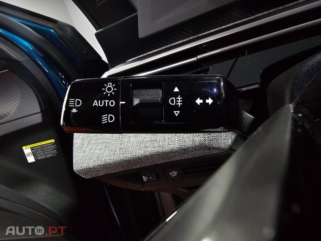 Peugeot 5008 1.2 Hybrid Allure Pack EAT8