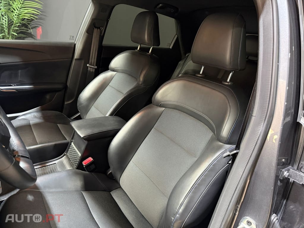 MG MG4 64 kWh Luxury