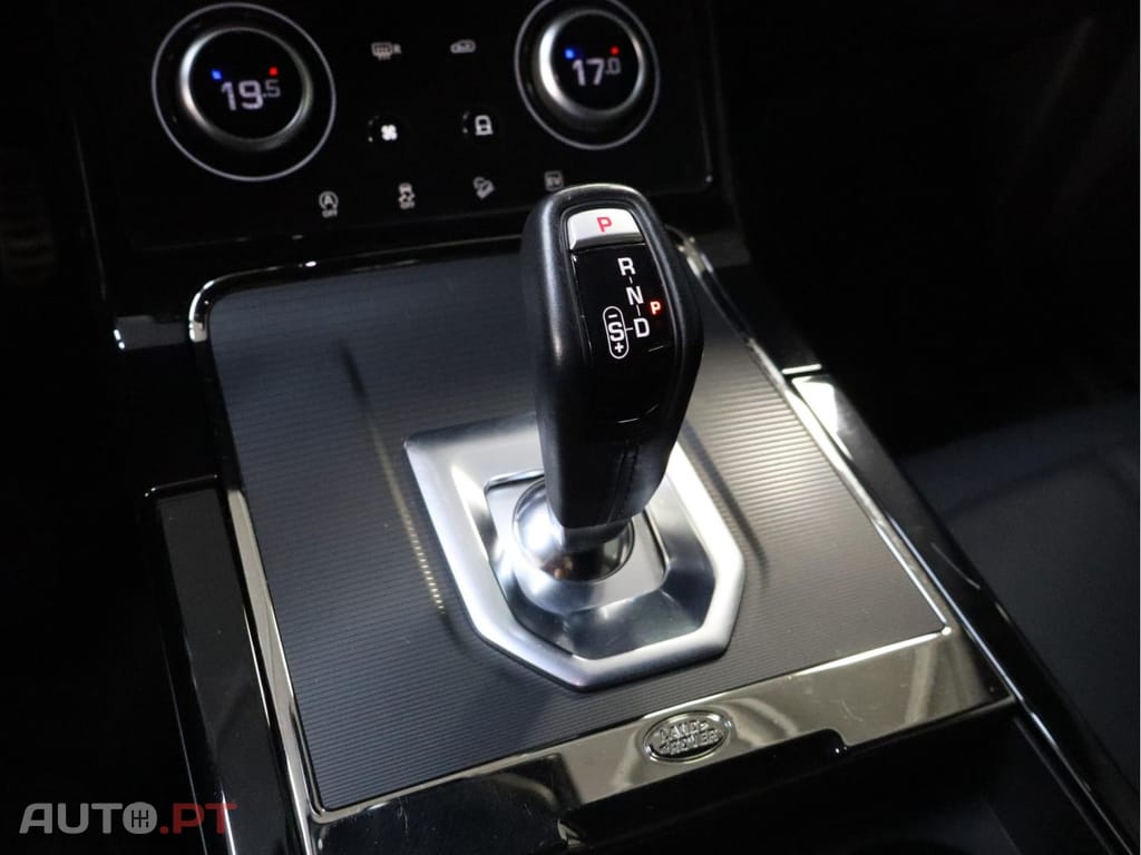 Land Rover Evoque 1.5 P300e AWD R-Dynamic S Auto
