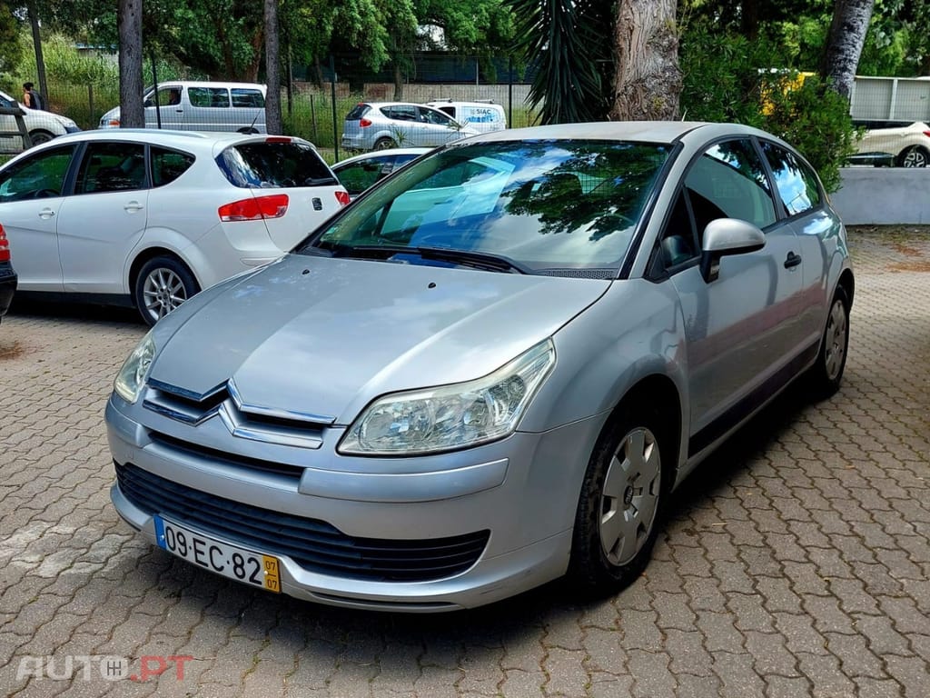 Citroen C4 Coupé 1.6 HDi X