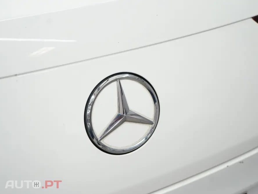 Mercedes-Benz CLA 180 7G-DCT AMG Line