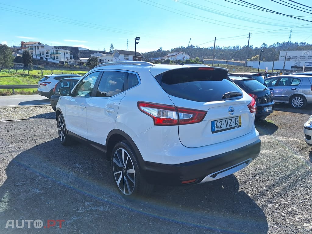 Nissan Qashqai 1.5 dCi Tekna Premium 17 Pack S Pele Preta