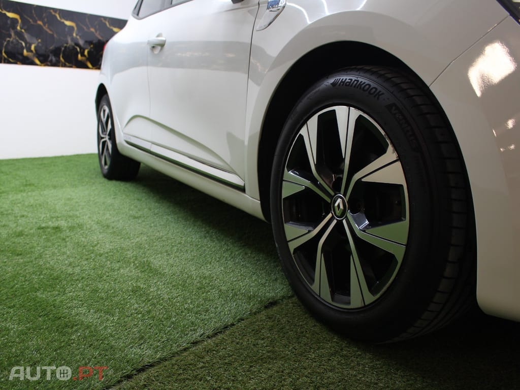 Renault Clio 1.0 TCe Limited Bi-Fuel