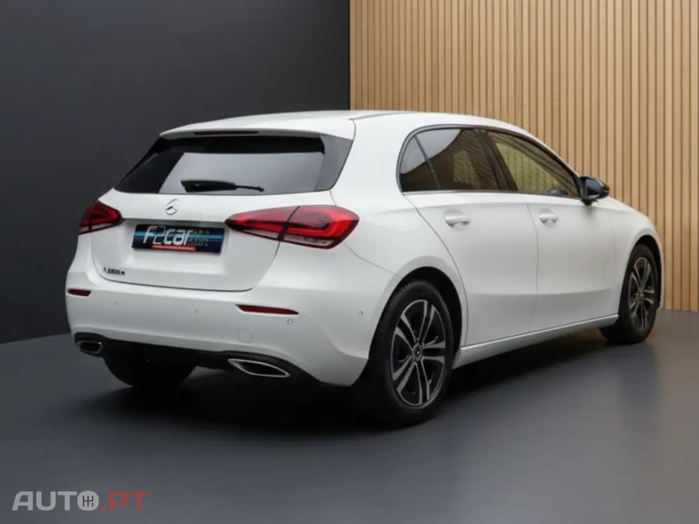 Mercedes-Benz A 250 e Progressive