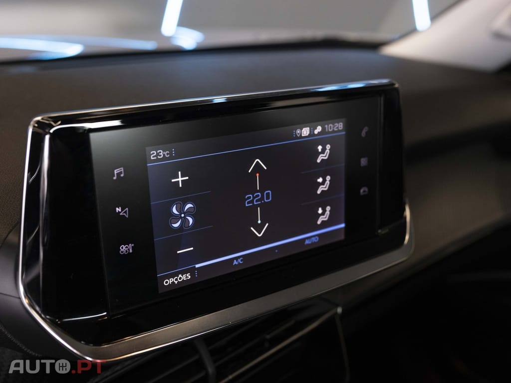 Peugeot 2008 1.5 BlueHDi Active