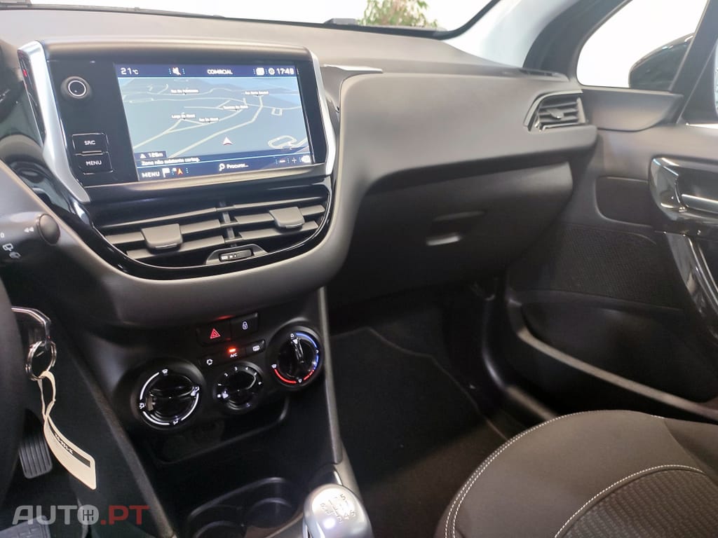 Peugeot 208 ACTIVE