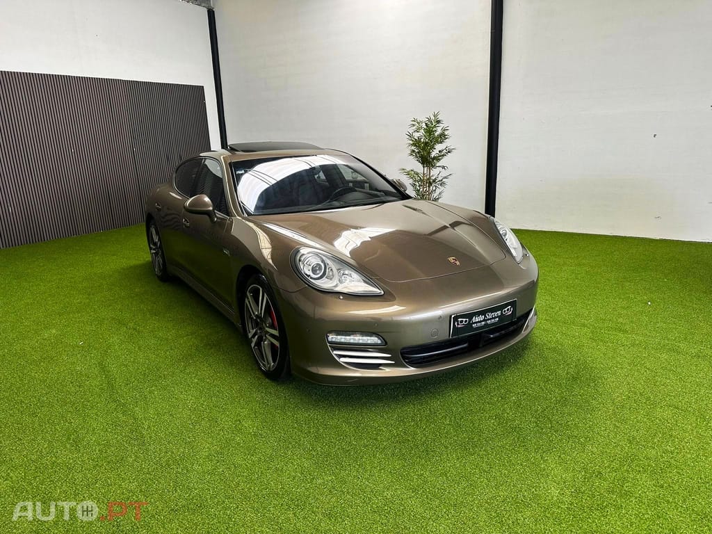 Porsche Panamera PDK