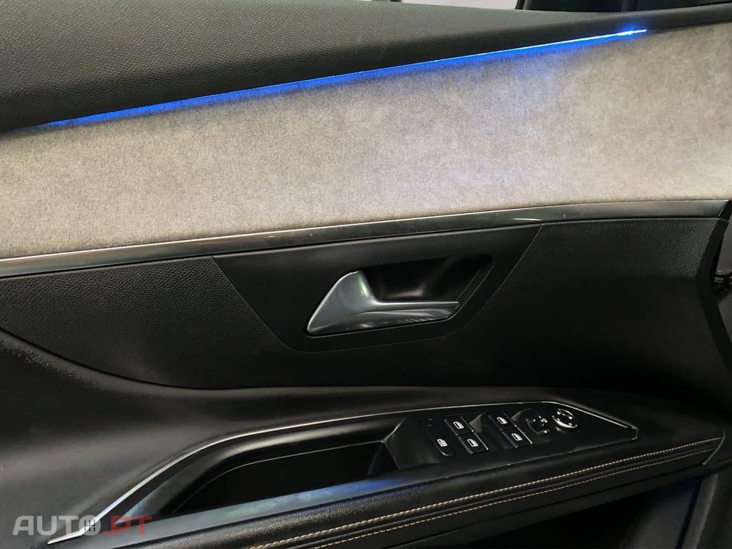 Peugeot 5008 1.5 BlueHDi GT EAT8