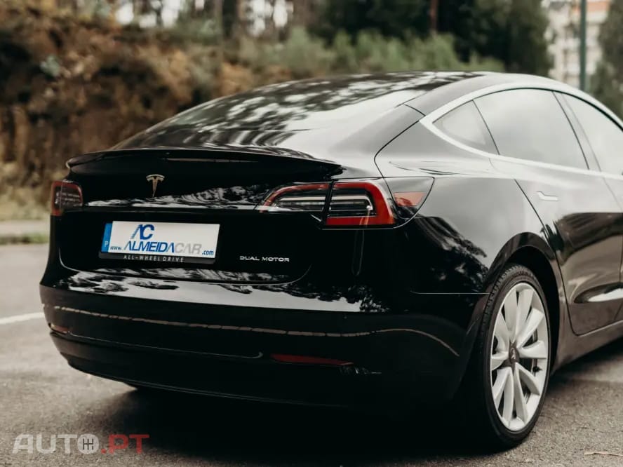 Tesla Model 3 Long Range AWD Dual Motor