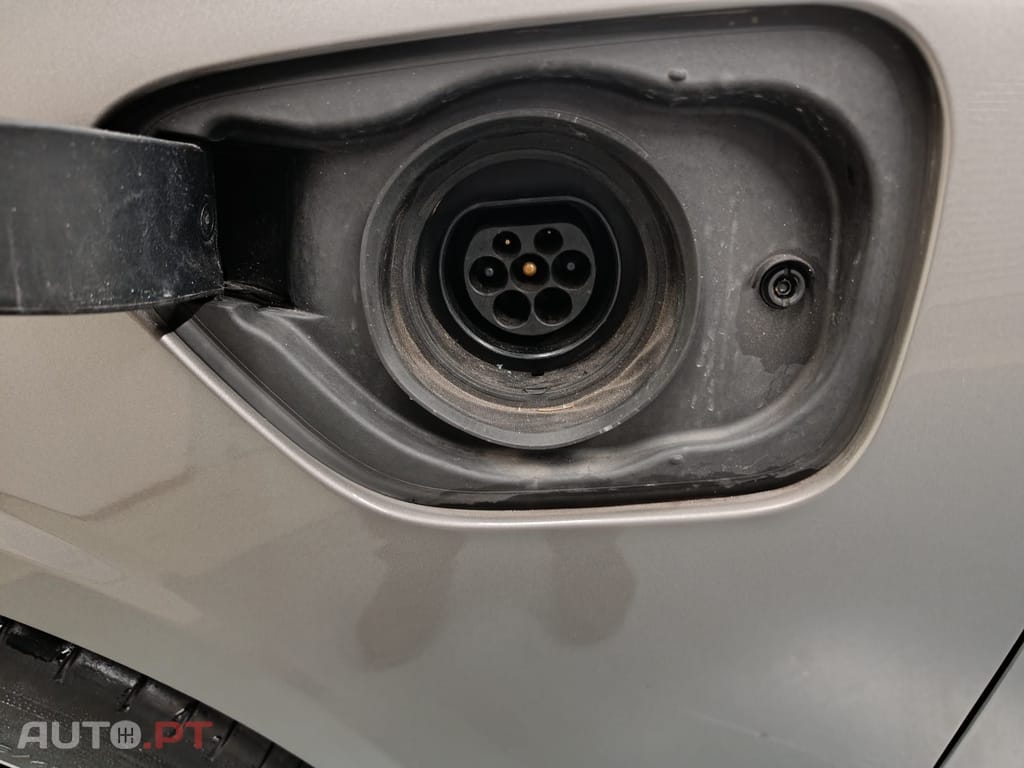 Volvo V60 2.0 T6 AWD TE Inscription Expression Plug-in 350cv — fotografia 21