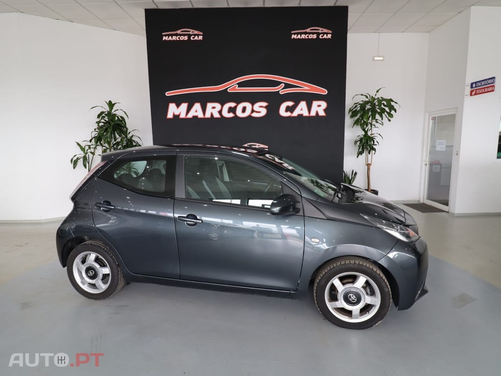 Toyota Aygo 1.0 Plus