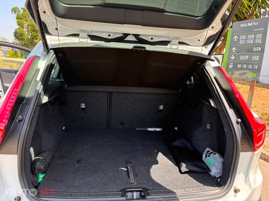 Volvo XC40 T2
